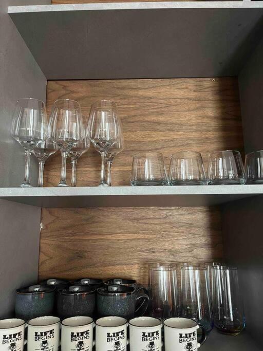 Top Central Design, 2 Bedroom, Ndk, Free Secured Parking Sofia Buitenkant foto