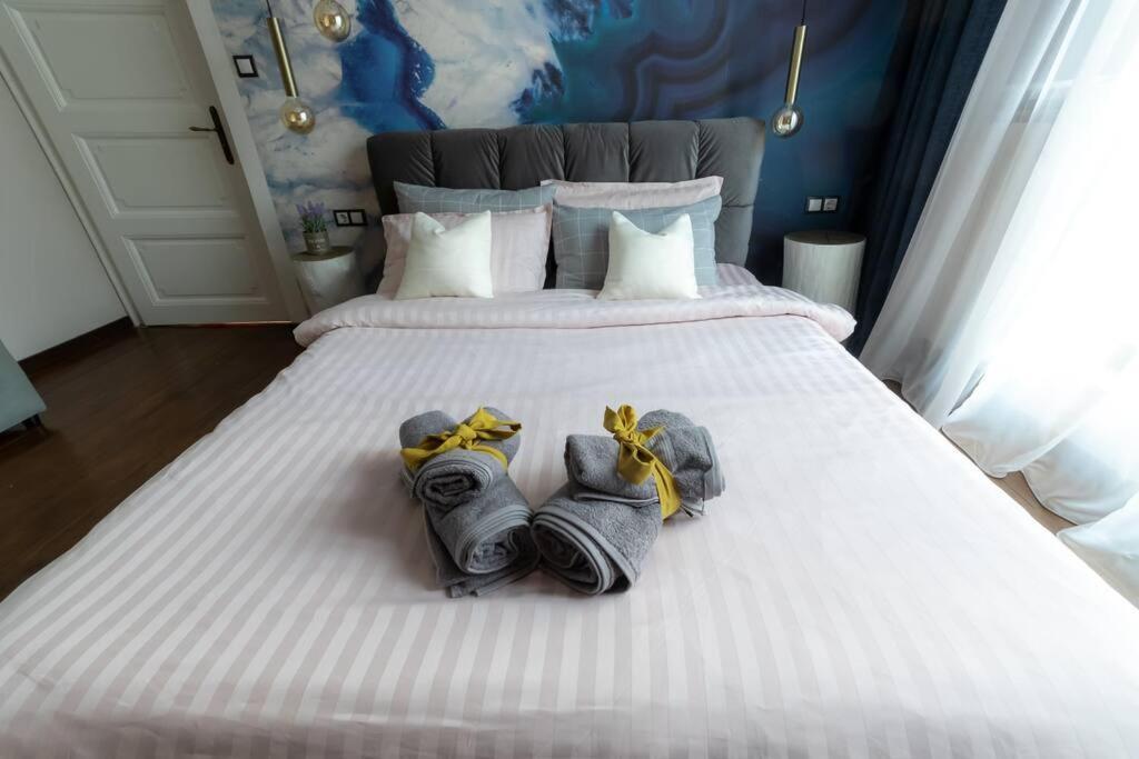Top Central Design, 2 Bedroom, Ndk, Free Secured Parking Sofia Buitenkant foto