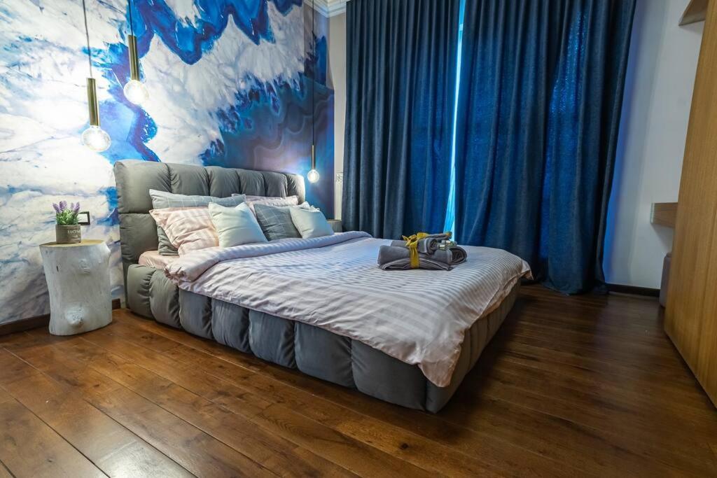 Top Central Design, 2 Bedroom, Ndk, Free Secured Parking Sofia Buitenkant foto