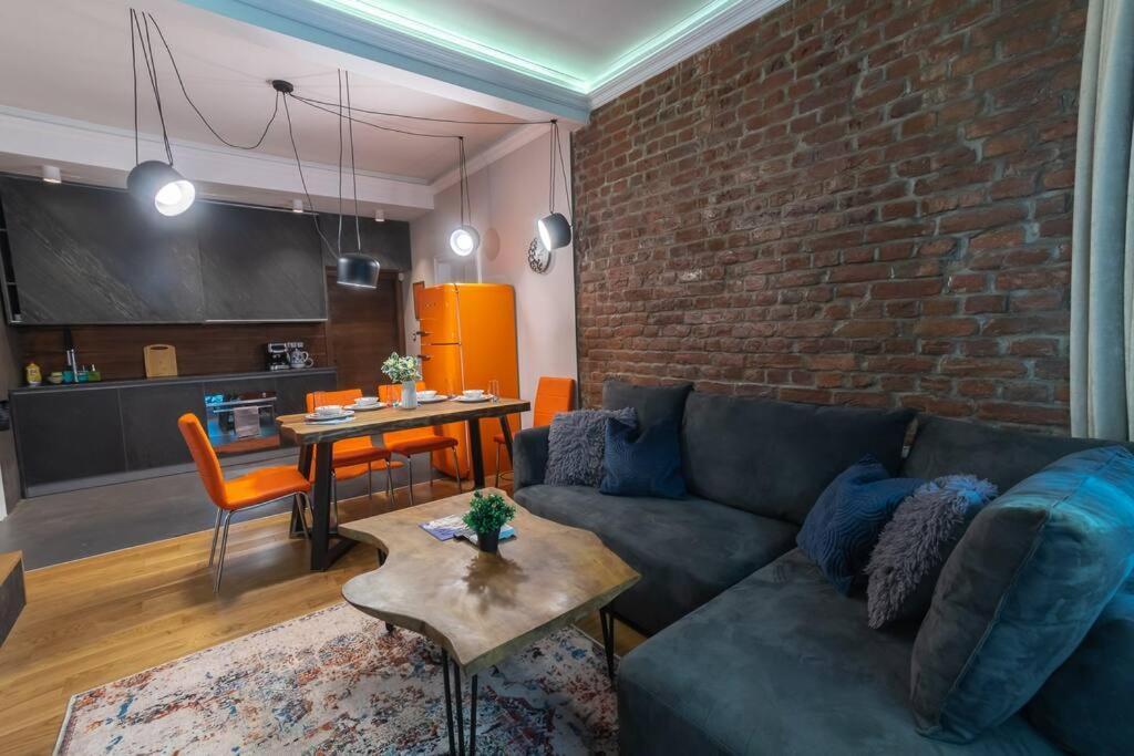 Top Central Design, 2 Bedroom, Ndk, Free Secured Parking Sofia Buitenkant foto